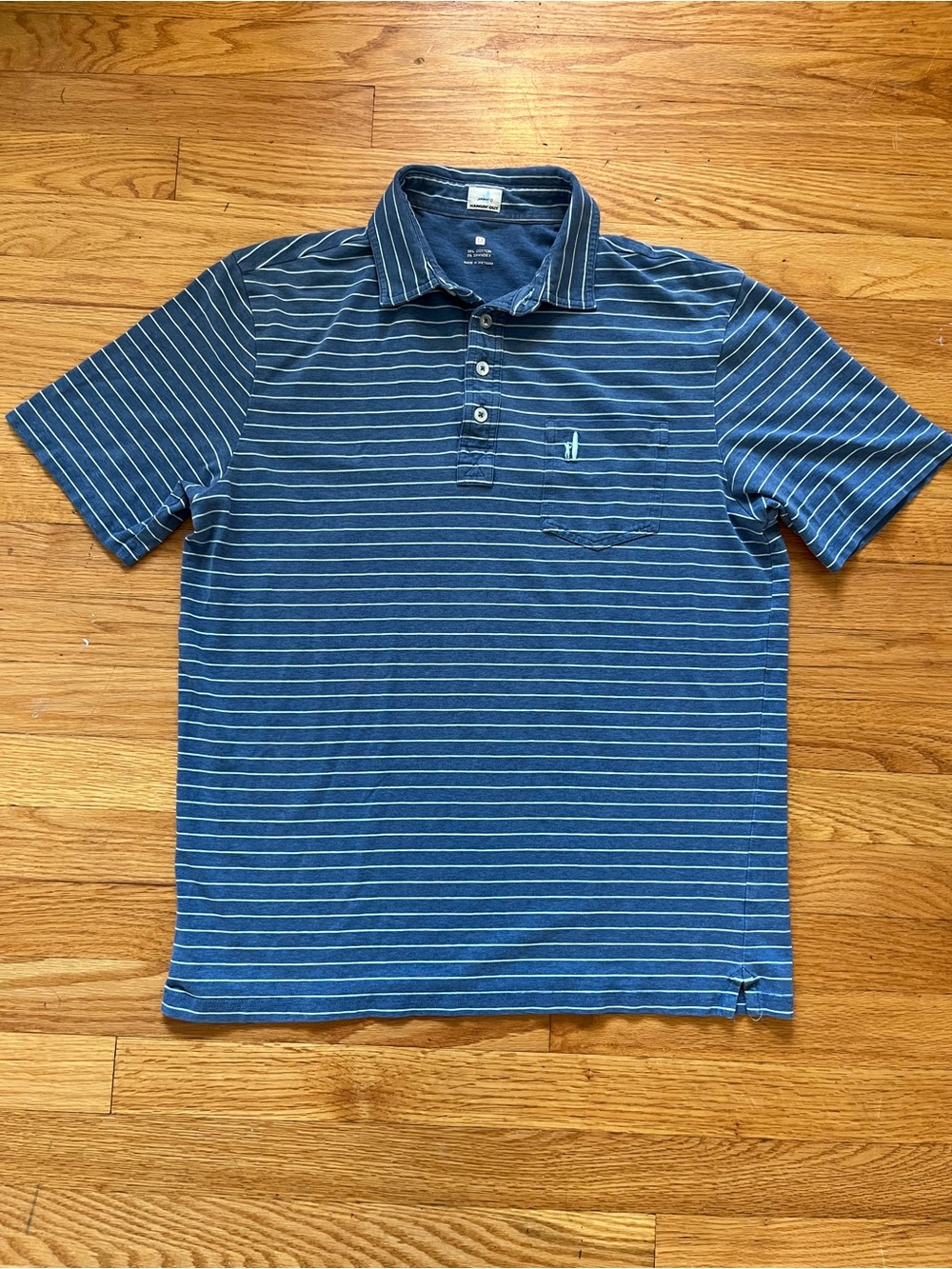 Johnnie-O Hangin Out Polo Shirt Mens Medium Blue Stripe Untucked 4-Button Golf